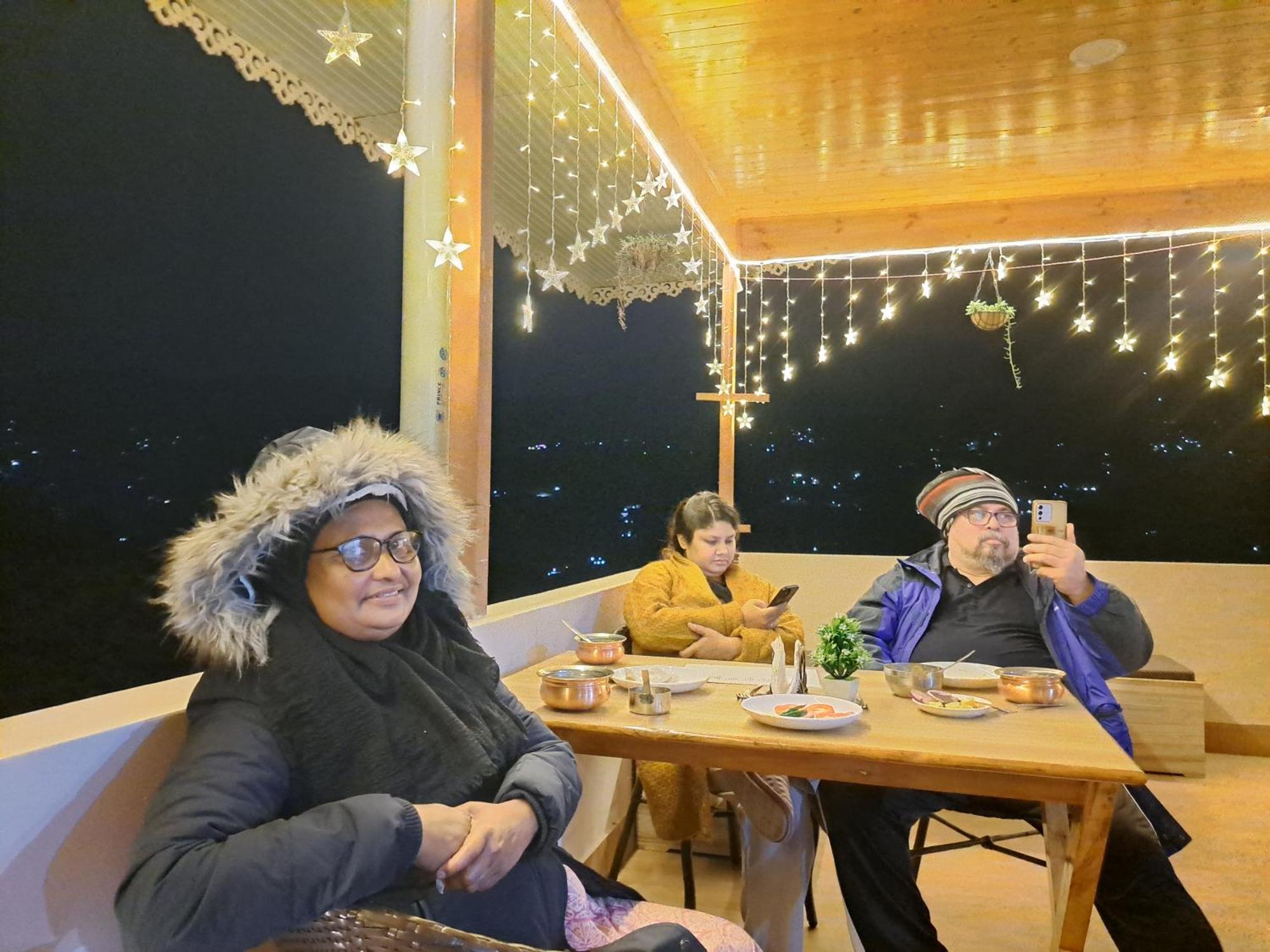 Snow White Retreat Hotel And Restaurant Gangtok Zewnętrze zdjęcie